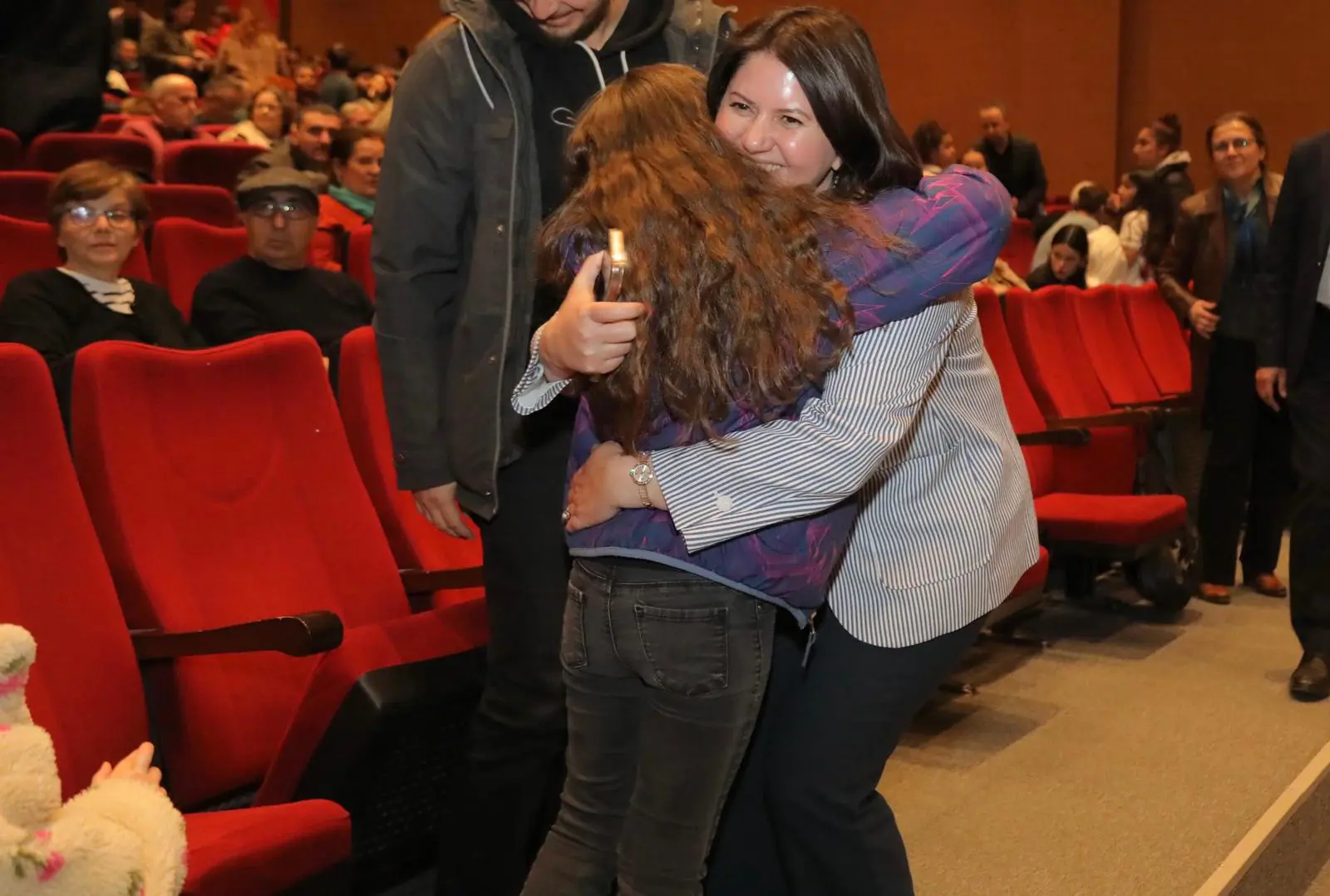 “SÜPER BABAANNE” BÜYÜK BEĞENİ TOPLADI galeri görseli